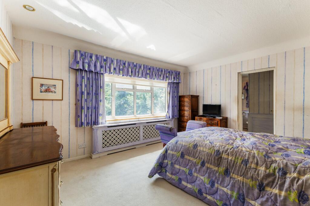 Additional image 10 of Park Avenue North, Harpenden, Hertfordshire