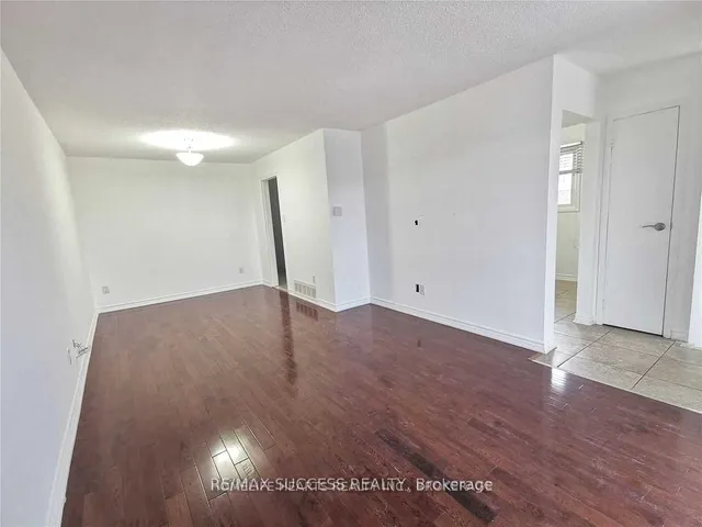 Additional image 4 of 32 Martindale Cres