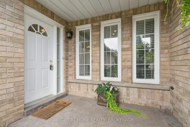 Additional image 4 of 550 Eliza Cres