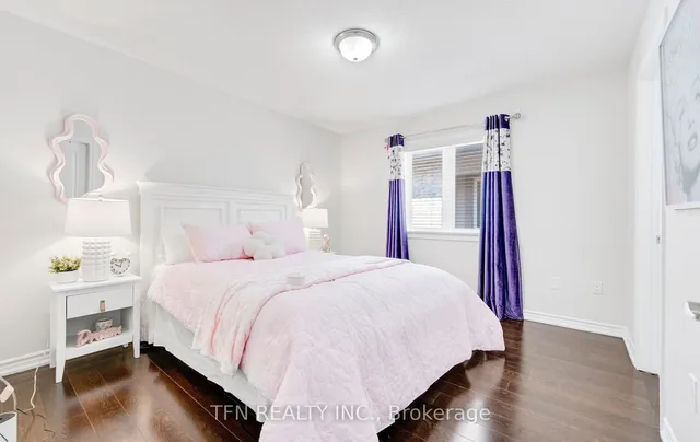 Additional image 21 of 46 Lola Cres