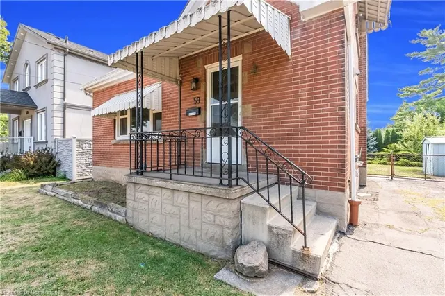 Additional image 8 of 59 Cloverdale Ave