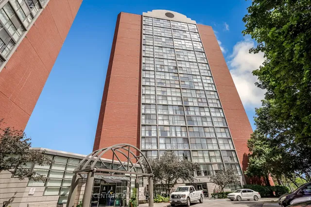 Additional image 3 of 4185 Shipp Dr Unit 419