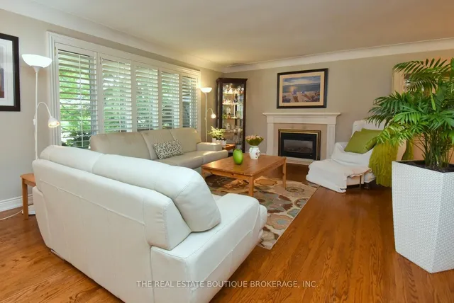 Additional image 9 of 4131 Lorraine Cres