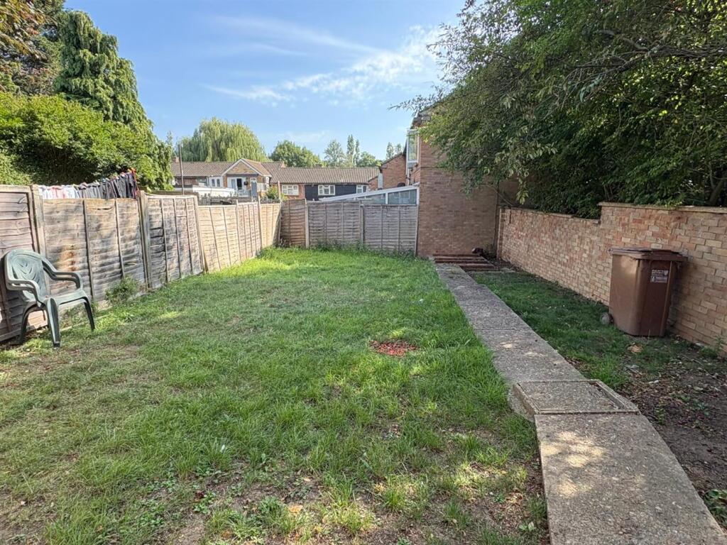 Additional image 5 of Ash Drive, Hatfield