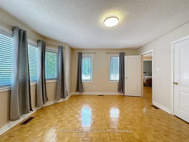 Additional image 31 of 9 Siesta Crt