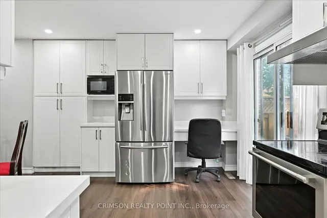 Additional image 14 of 235 Bronte St Unit 37