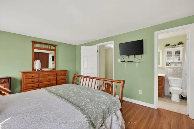 Additional image 27 of 60 Gondola Cres