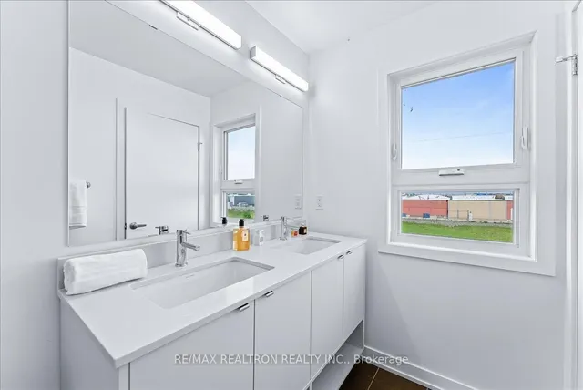 Additional image 22 of 3073 Cherry Blossom Common