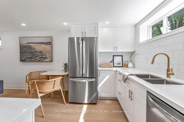 Additional image 19 of 48 Ferrara St