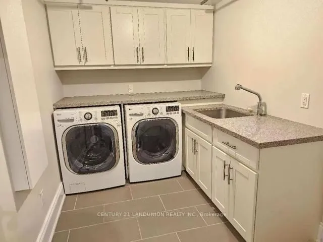 Additional image 30 of 96 Irma Crt