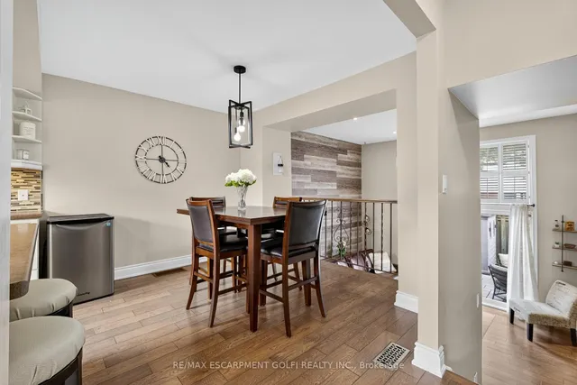 Additional image 10 of 11 Harrisford St Unit 122