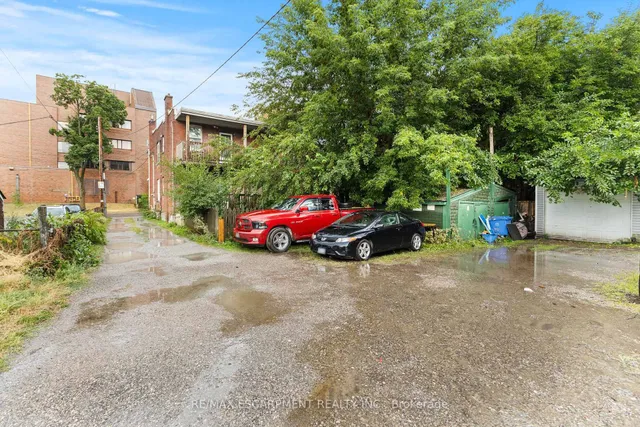 Additional image 28 of 14 Norway Ave