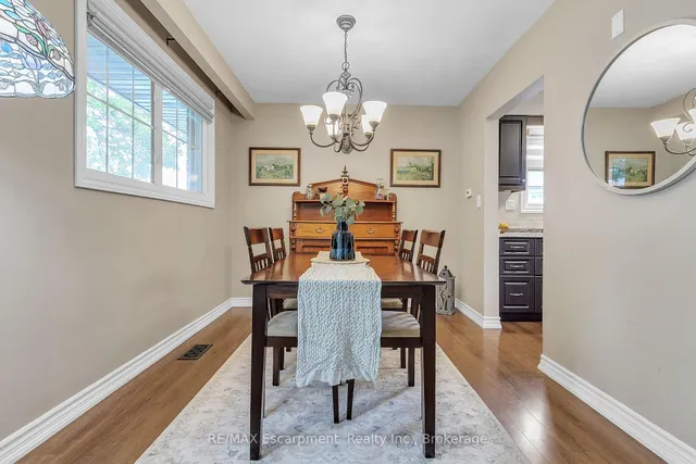 Additional image 11 of 2410 Tait Ave