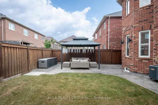 Additional image 49 of 319 Bessborough Dr