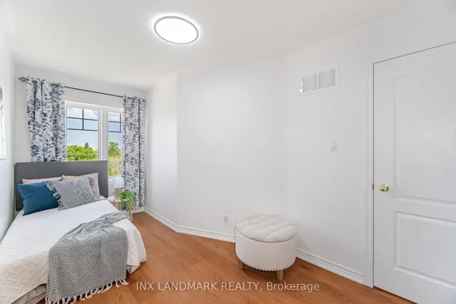 Additional image 32 of 72 Magdalene Cres