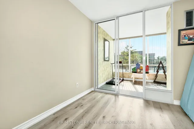 Additional image 29 of 26 Hanover Rd Unit 202