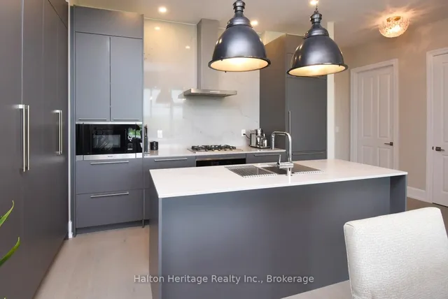 Additional image 12 of 1441 Elgin St Unit 604