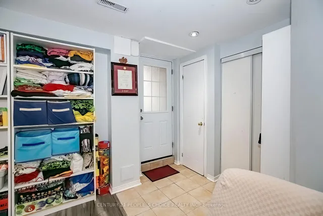 Additional image 32 of 24 Vivians Cres