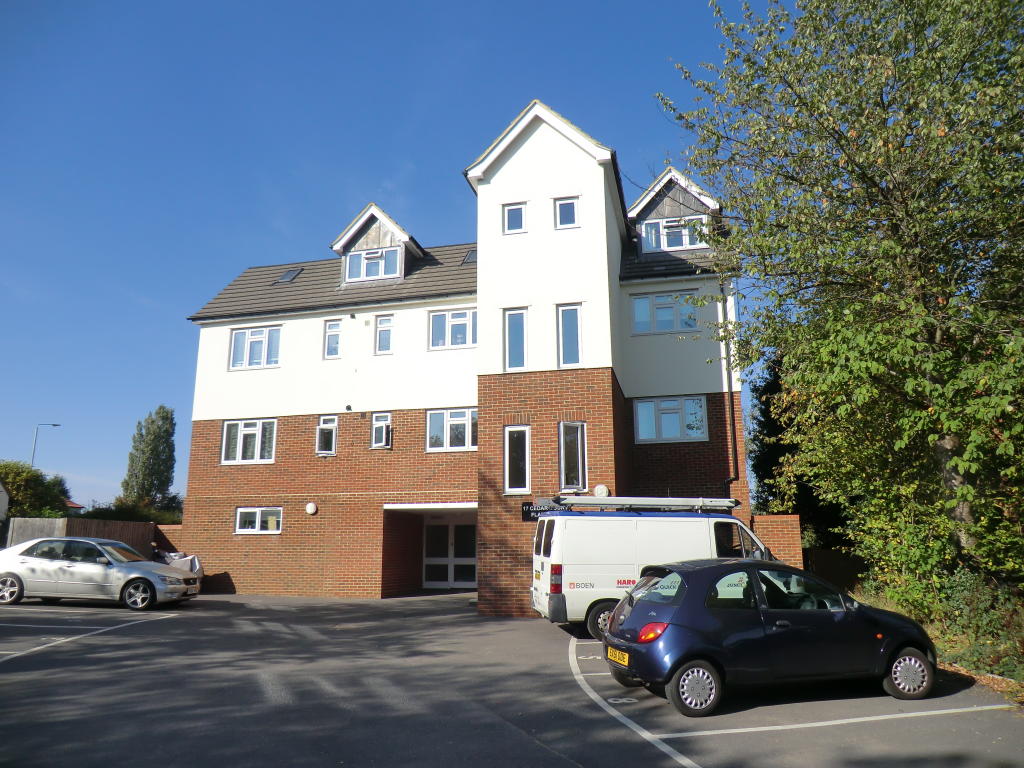 Cedar Court, St. Albans, AL4 0DL