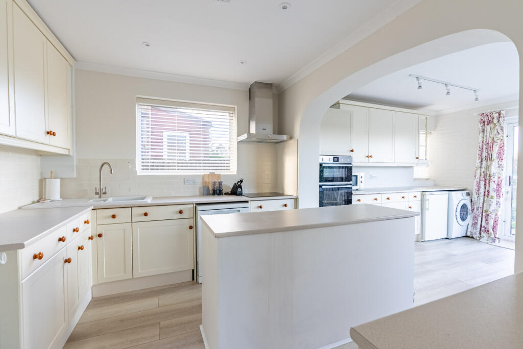 Additional image 18 of The Ridgeway, St Albans, Herts, AL4