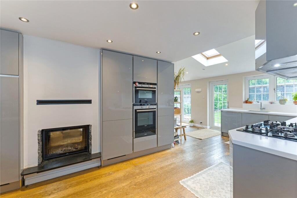 Additional image 5 of Gainsborough Avenue, St. Albans, Herts, AL1