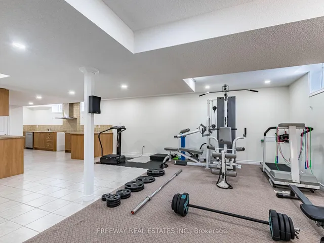 Additional image 47 of 47 Kootenay Pl