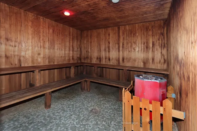 Additional image 10 of 1300 Marlborough Crt Unit 136