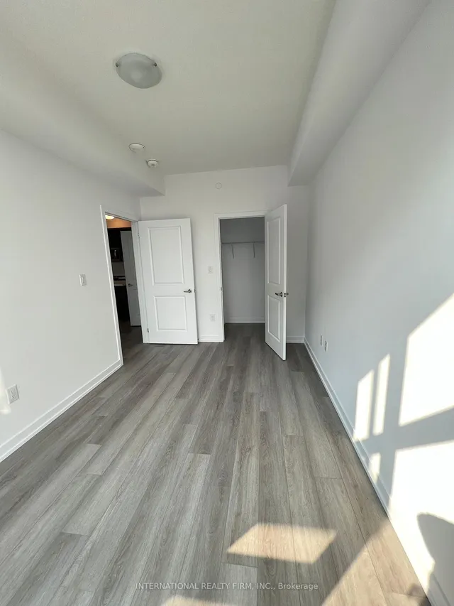 Additional image 7 of 460 Dundas St Unit 332