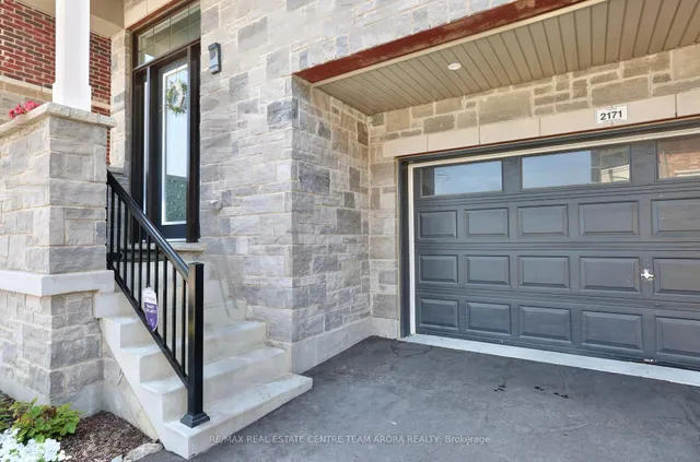 Additional image 2 of 2171 Royal Gala Circ