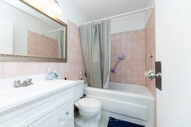Additional image 31 of 1306 Guelph Line Unit Unit 3