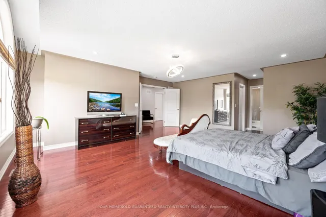 Additional image 22 of 11 Darren Rd