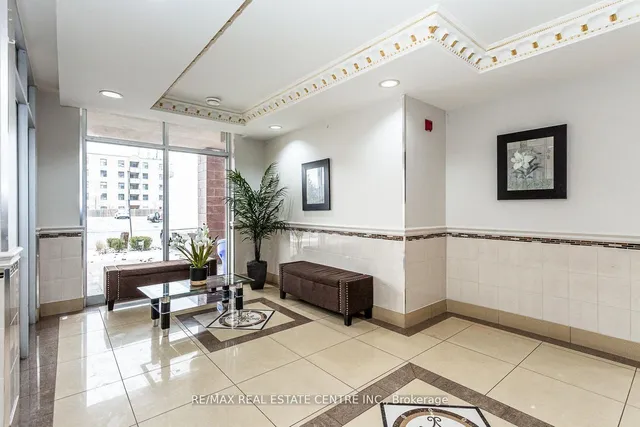 Additional image 40 of 7405 Goreway Dr Unit 520