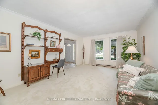 Additional image 12 of 70 Hillside Dr