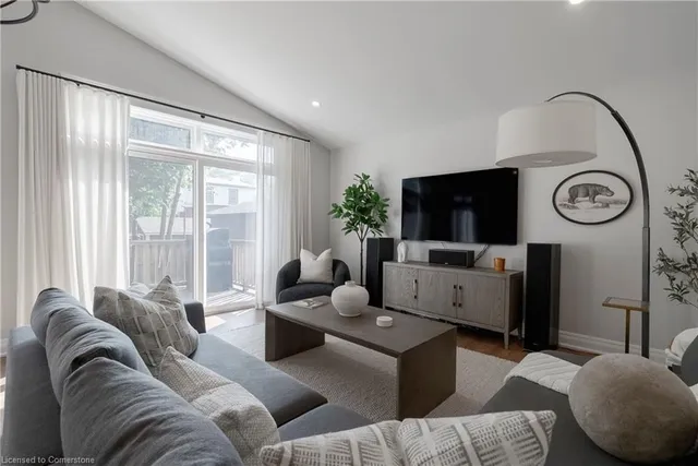 Additional image 18 of 20 Mountain Park Ave