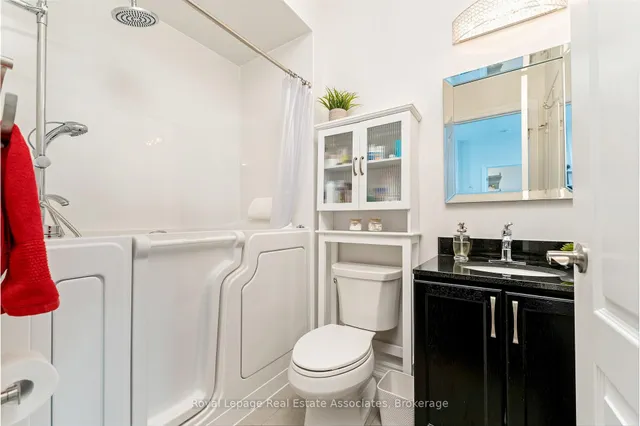 Additional image 33 of 1370 Costigan Rd Unit 304