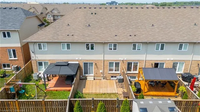Additional image 34 of 28 Charleswood Crescent Cres