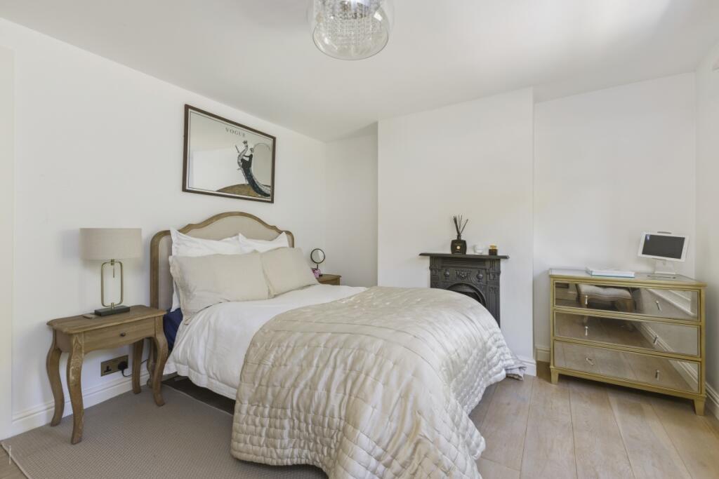 Additional image 12 of West Common Harpenden AL5