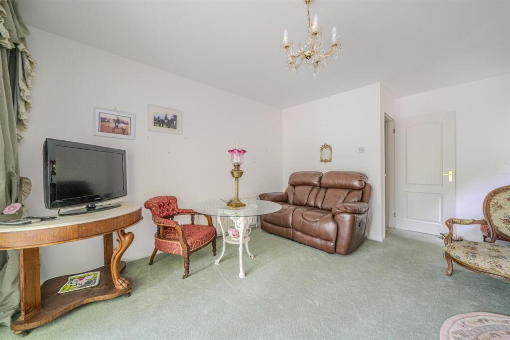 Additional image 7 of Riverside Road, St. Albans