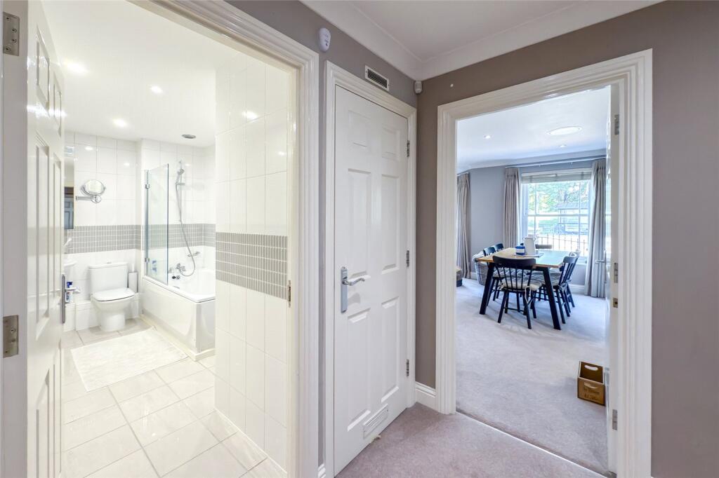 Additional image 14 of Aventine Court, 101 Holywell Hill, St. Albans, Hertfordshire, AL1