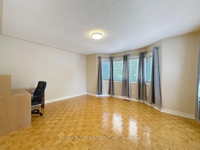 Additional image 30 of 9 Siesta Crt