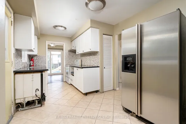 Additional image 9 of 6960 Cadiz Cres