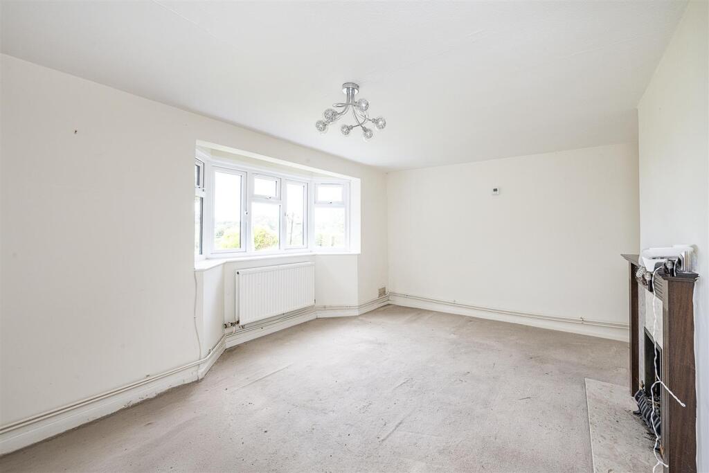 Additional image 5 of Tallents Crescent, Harpenden