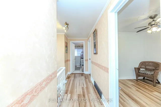 Additional image 23 of 8 EASTON Pl