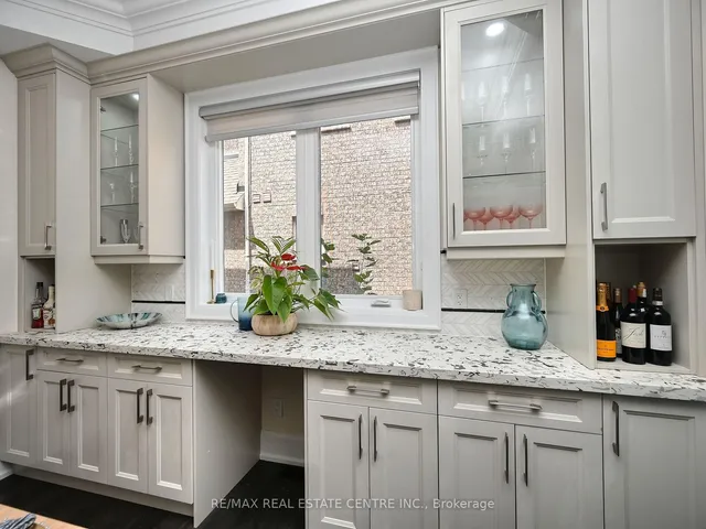 Additional image 38 of 2459 Nichols Dr