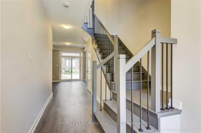 Additional image 3 of 302 Squire Cres