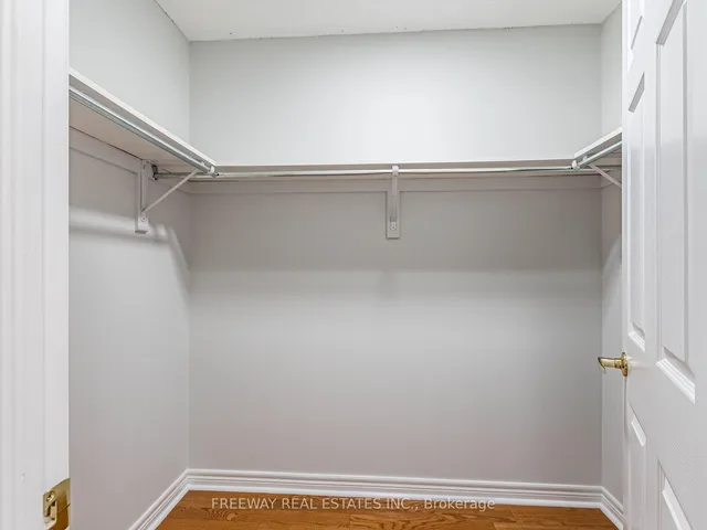 Additional image 40 of 47 Kootenay Pl