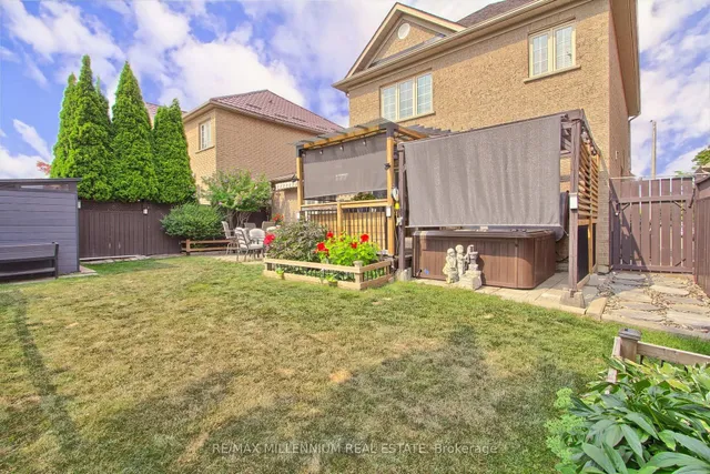 Additional image 35 of 60 Mainard Cres