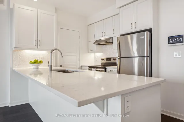 Additional image 12 of 3028 CREEKSHORE COMMON Unit 309