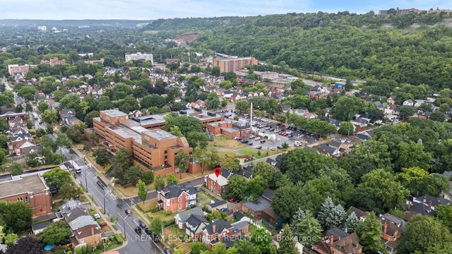 Additional image 31 of 14 Norway Ave