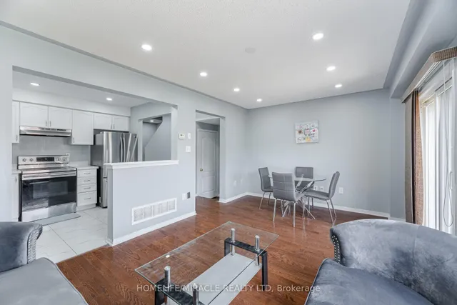 Additional image 19 of 4 Vauxhall Cres